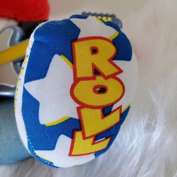 Vintage Rock & Roll Elmo With Playing Guitar, Plays Songs and Shakes - Picture 8 of 13